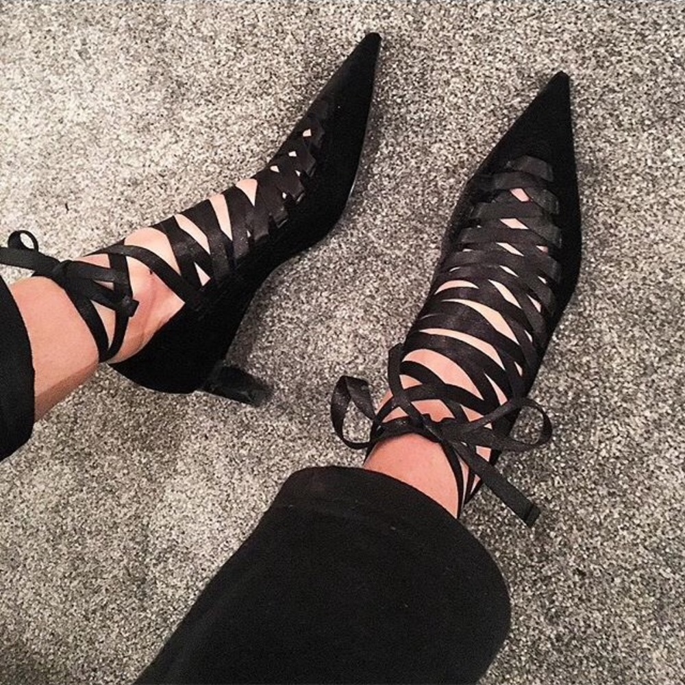 ZARA 100% LEATHER LACE UP MID HEEL SHOE BRAND NEW WITH TAGS
